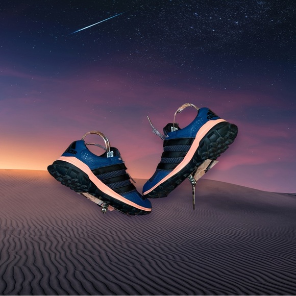 Adidas women’s sneaker size 8.5 blue, black and orange😍 - Picture 2 of 2